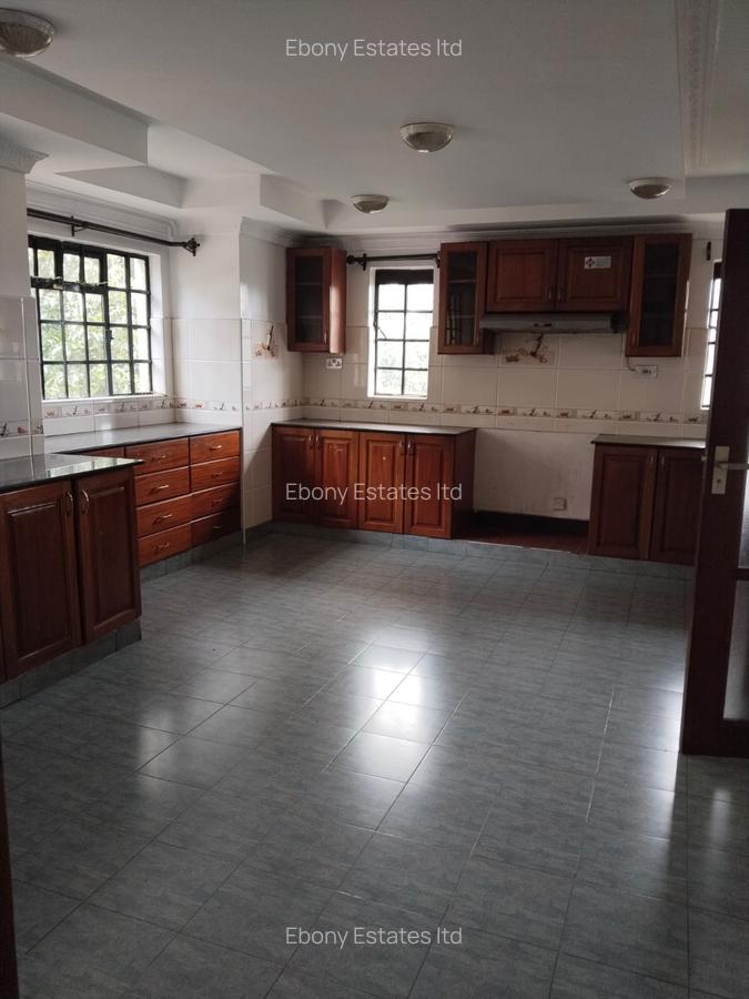 5 Bed Townhouse with En Suite in Kileleshwa - 5