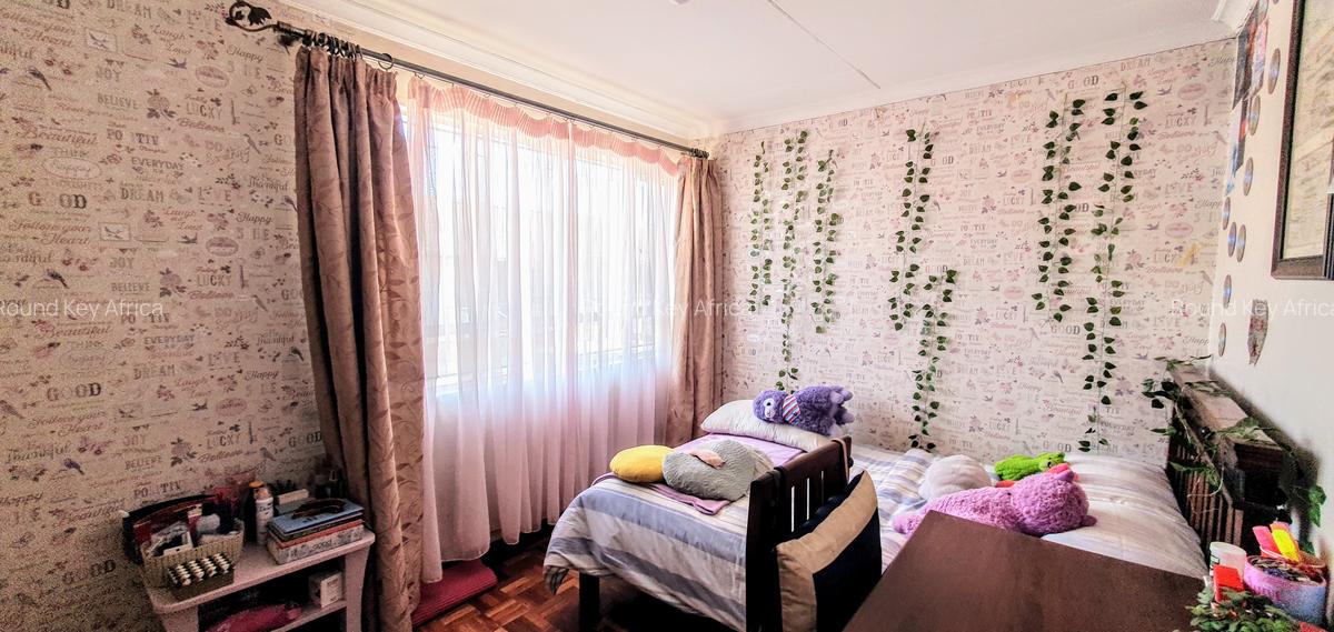 4 Bed Townhouse with En Suite at South C - 13