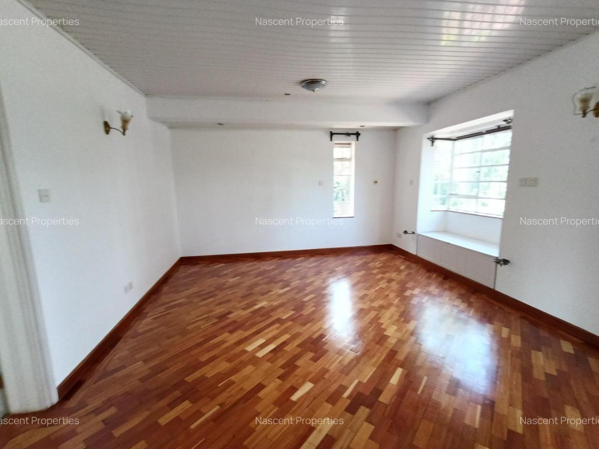 4 Bed House with En Suite in Gigiri - 11