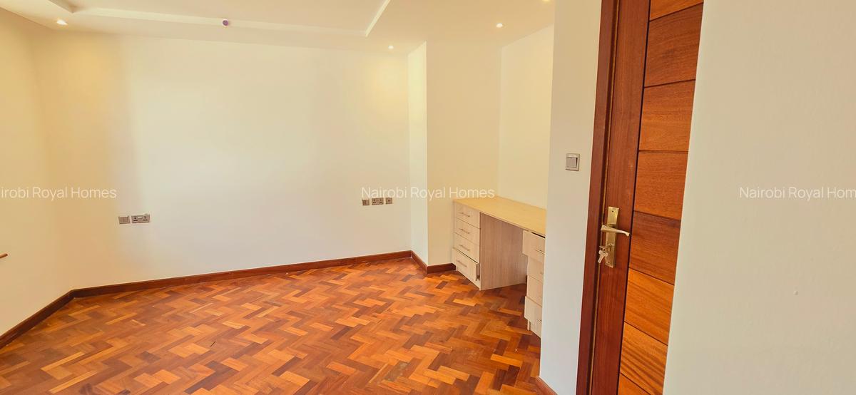 5 Bed Townhouse with En Suite at Mzima Springs - 10