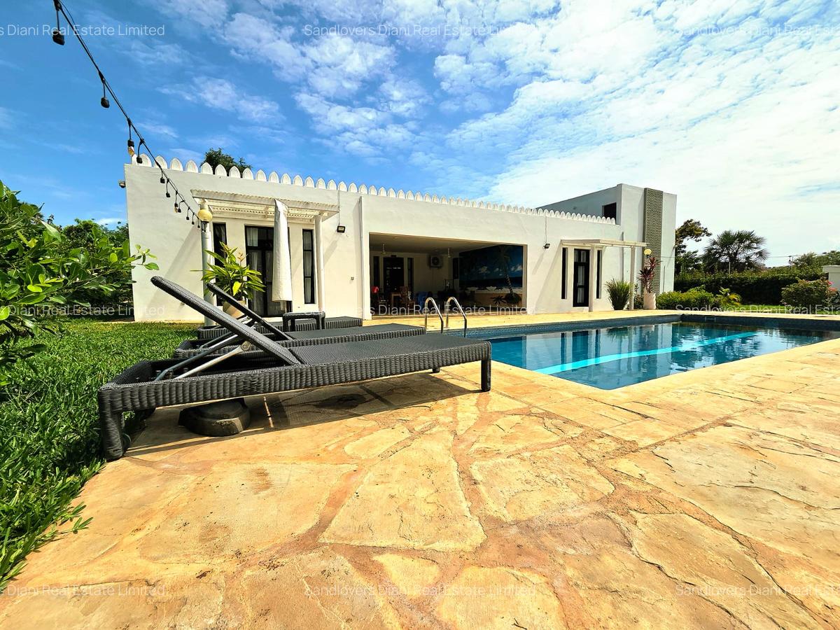 3 Bed Villa with En Suite in Diani - 8