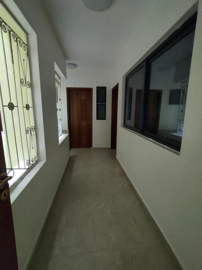 3 Bed Apartment with En Suite in Kizingo - 13