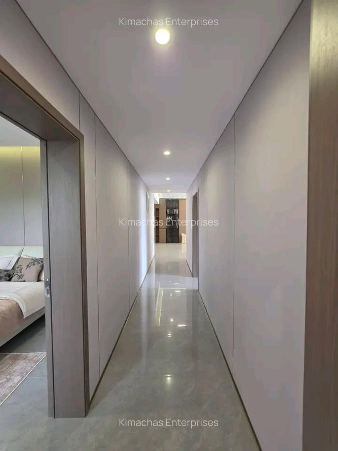 3 Bed Apartment with En Suite at Links Road - 15