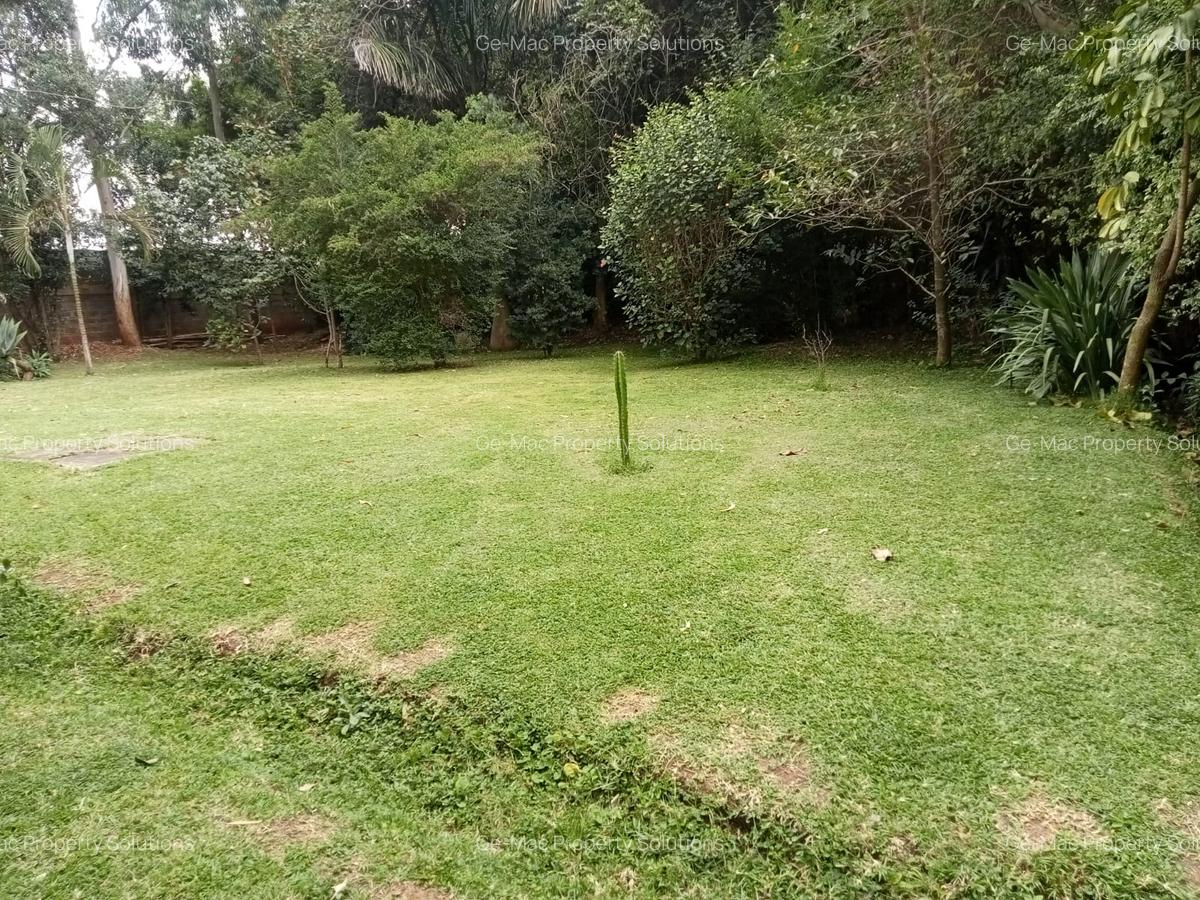 3 Bed House with En Suite in Ridgeways - 5