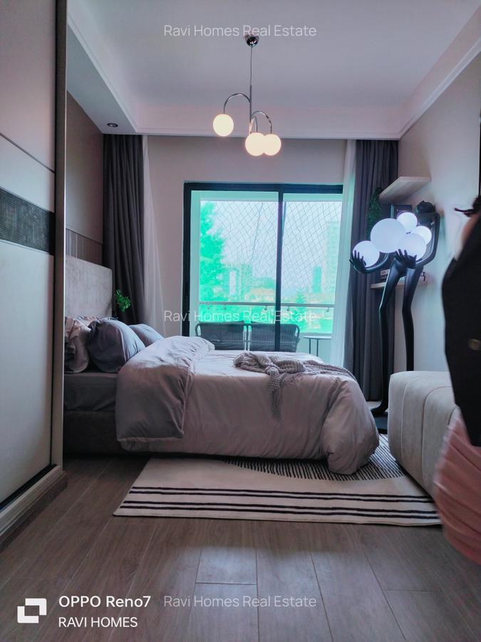 1 Bed Apartment with En Suite in Brookside - 10