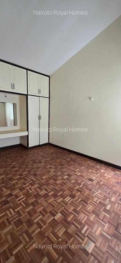4 Bed Townhouse with En Suite at Peponi Road - 17