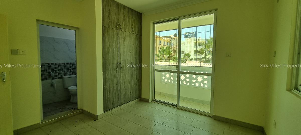 Serviced 3 Bed Apartment with En Suite at Mtwapa - 1