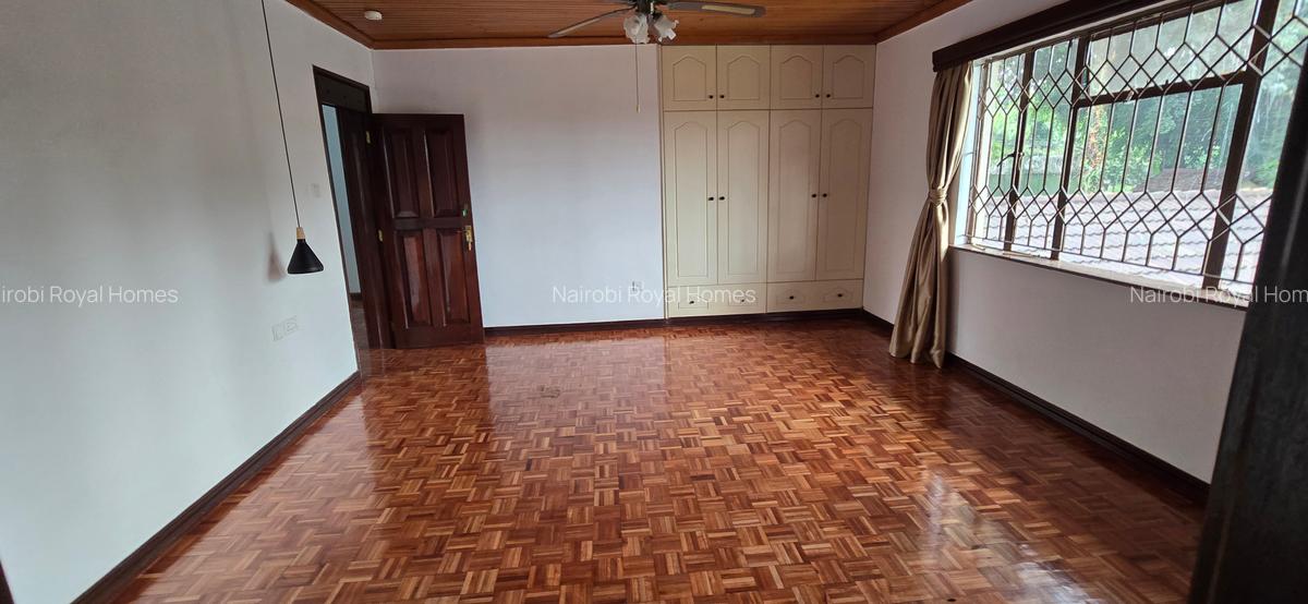 5 Bed House with En Suite at Runda Road - 16