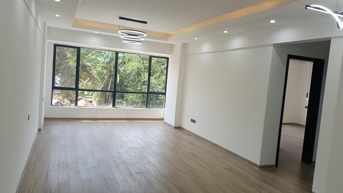 2 Bed Apartment with En Suite in Westlands Area - 15