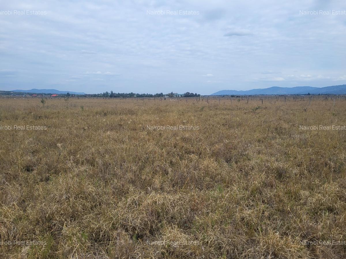 3,200 ft² Land in Kantafu - 4