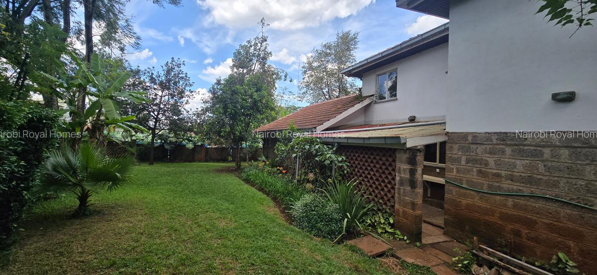 4 Bed Townhouse with En Suite at Convent Drive - 2