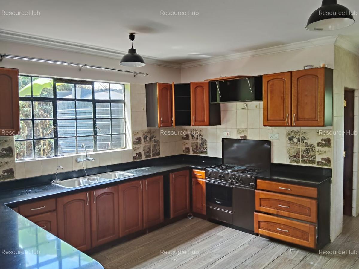 4 Bed House with En Suite in Karen - 7