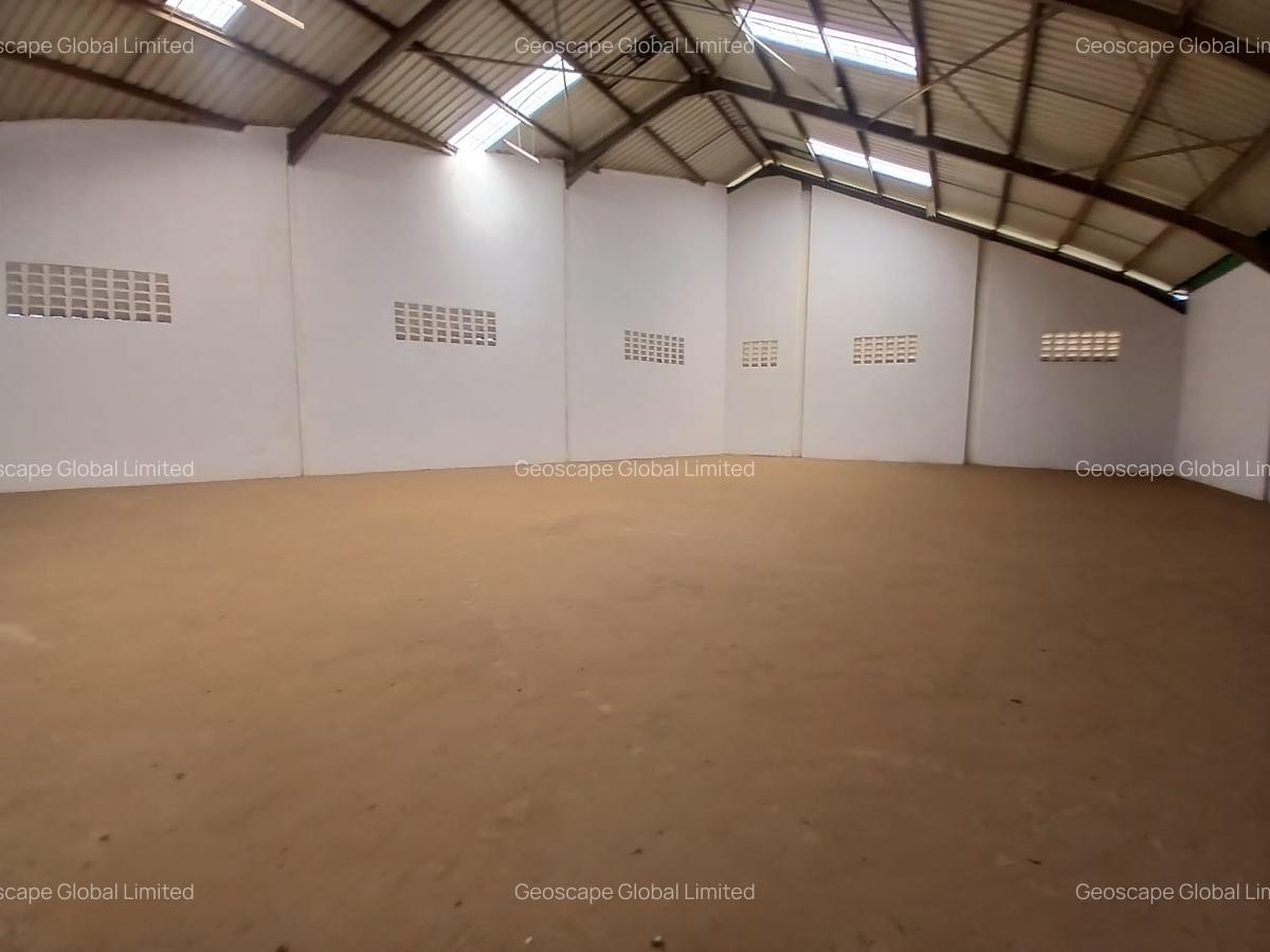 15,600 ft² Warehouse with Parking in Ruaka - 1
