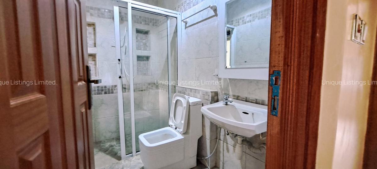 2 Bed House with Garden in Lavington - 10