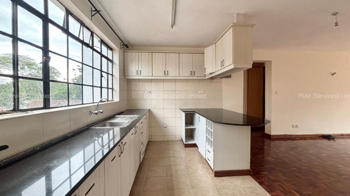 2 Bed Apartment with En Suite in Lavington - 5