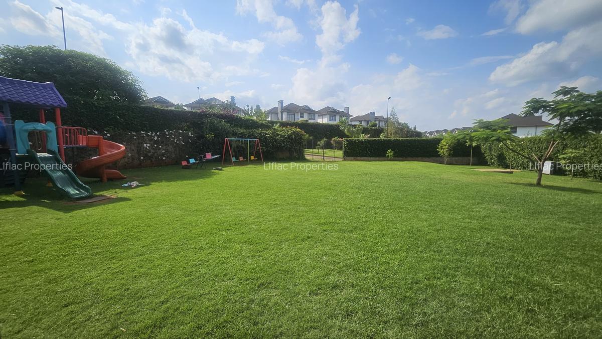 4 Bed Townhouse with En Suite at Five Star Paradise - 13