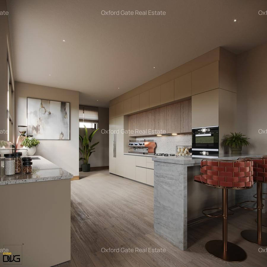 4 Bed Townhouse with En Suite at Membley - 4