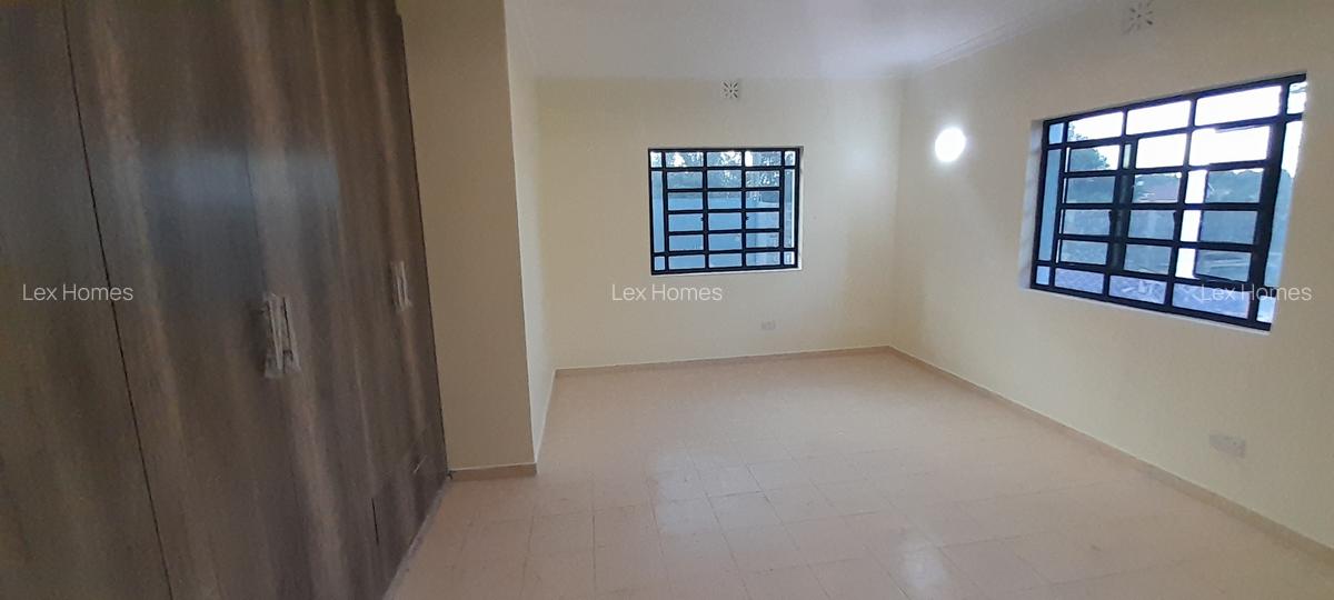 3 Bed House with En Suite at Rimpa - 11