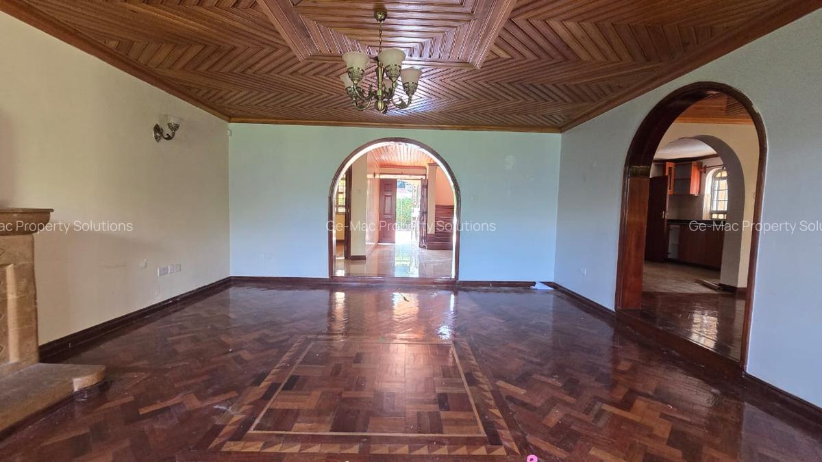 5 Bed House with En Suite in Nyari - 5