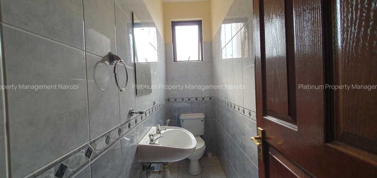 3 Bed Apartment with En Suite in Parklands - 14