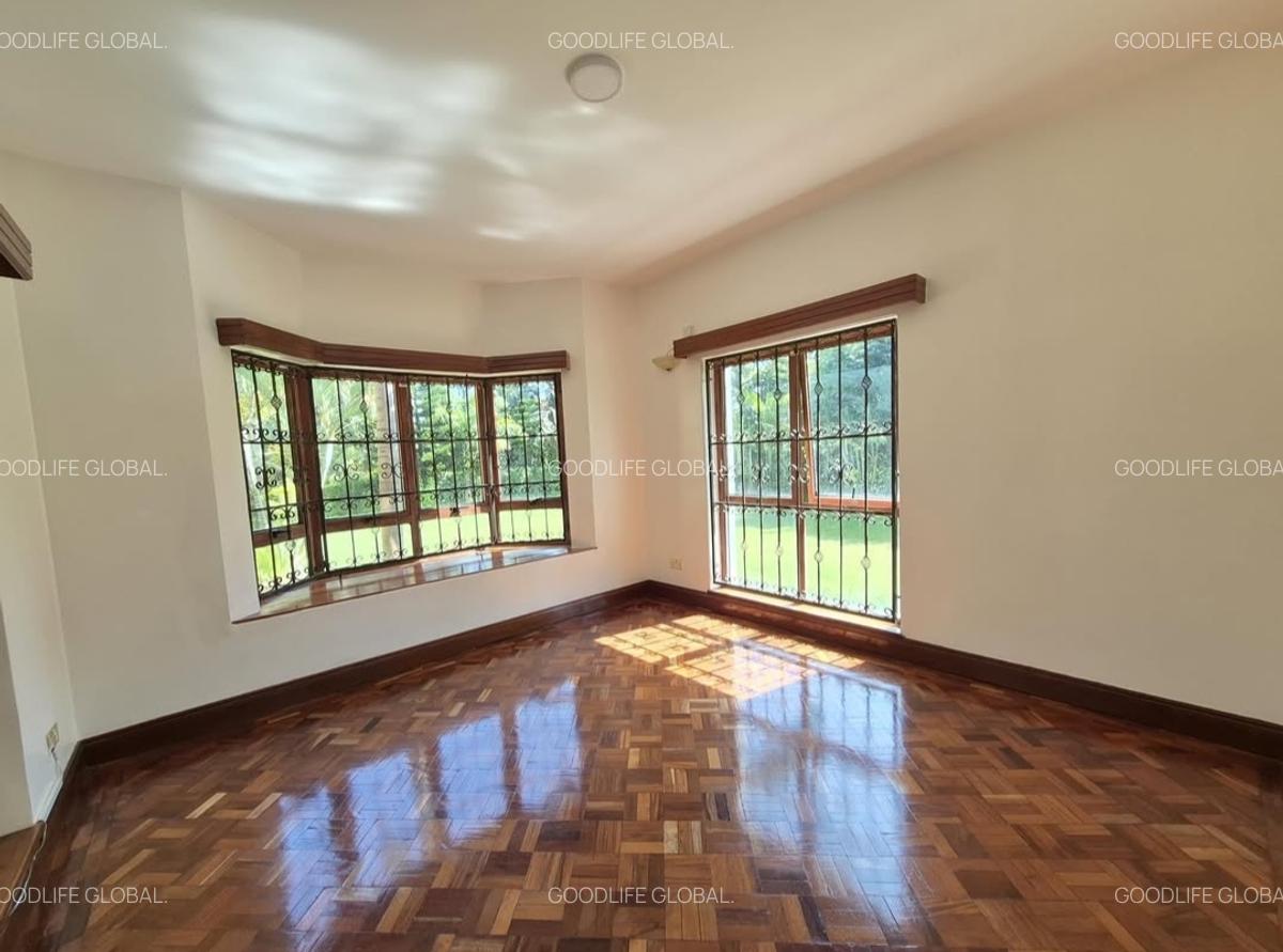 5 Bed House with En Suite at Runda - 6