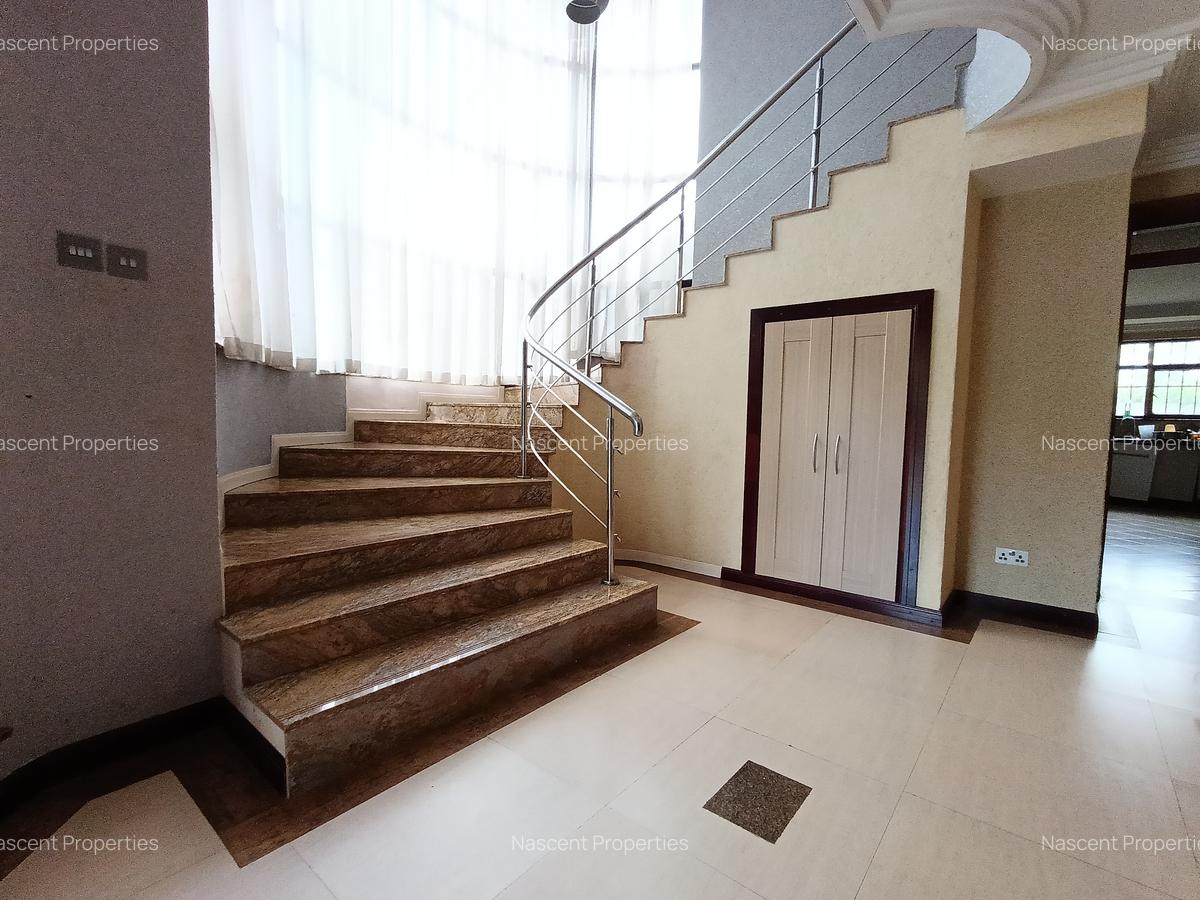 4 Bed House with En Suite in Runda - 7