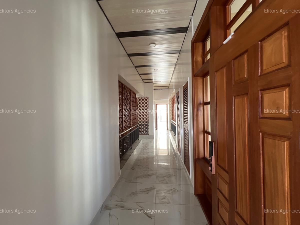 4 Bed Apartment with En Suite at Lantana Road - 18