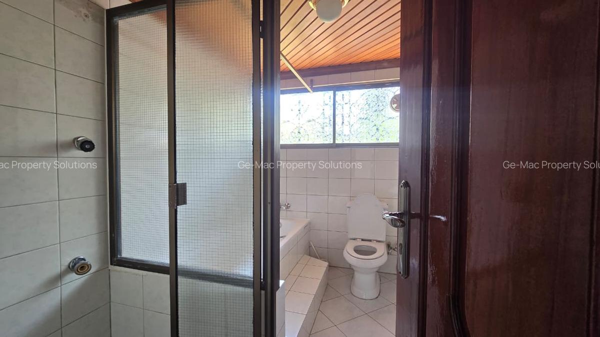 6 Bed House with En Suite in Gigiri - 17