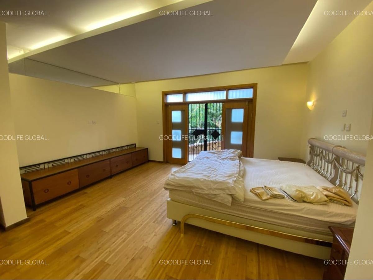 4 Bed House with En Suite at Kyuna - 8