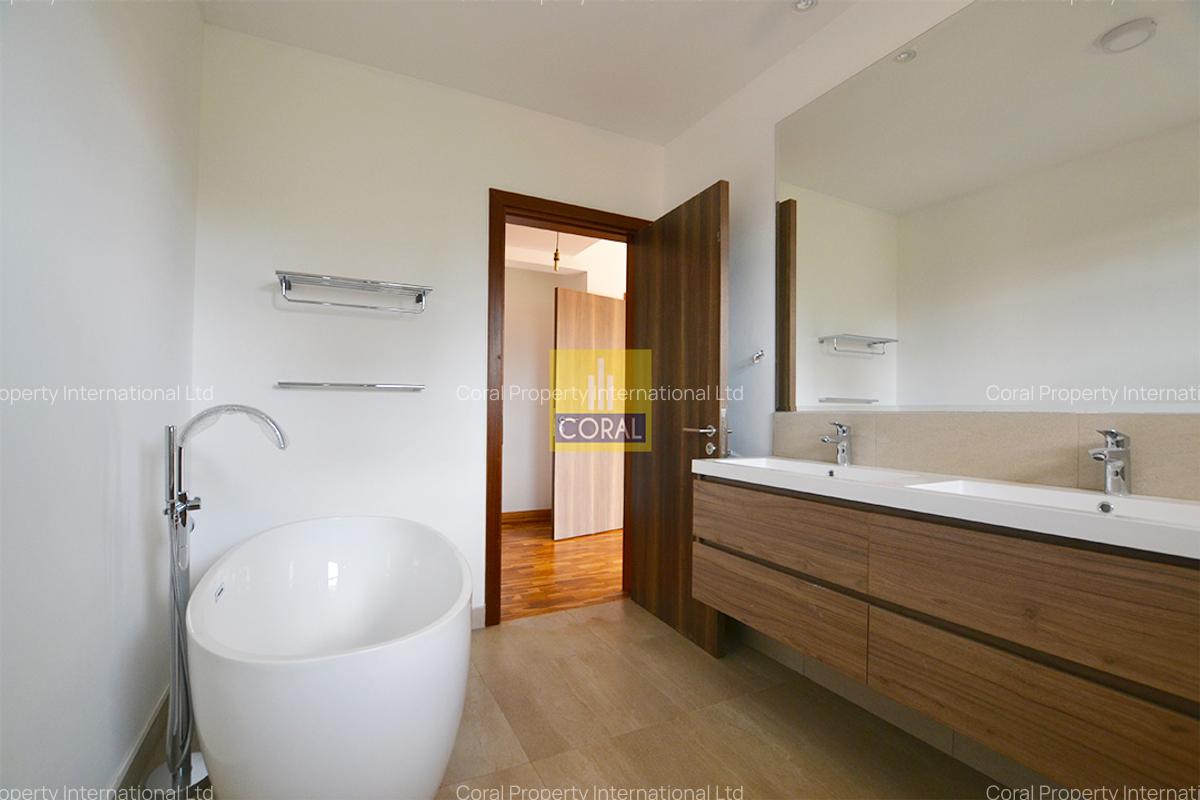 4 Bed Apartment with Backup Generator in Rosslyn - 18