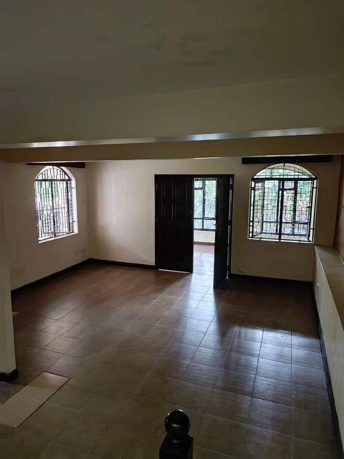 7 Bed House with En Suite in Kitisuru - 14