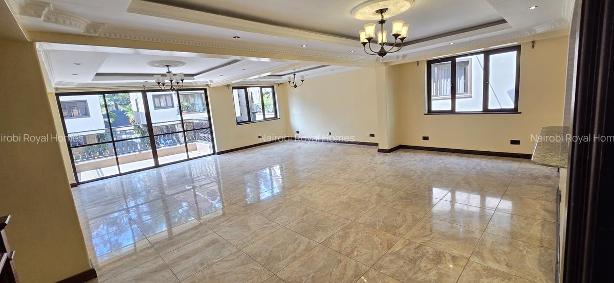 5 Bed Townhouse with En Suite at Lavington Green - 9