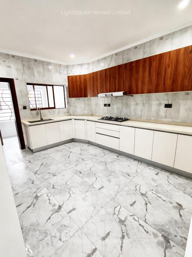 Furnished 3 Bed Apartment with En Suite at Kileleshwa - 4