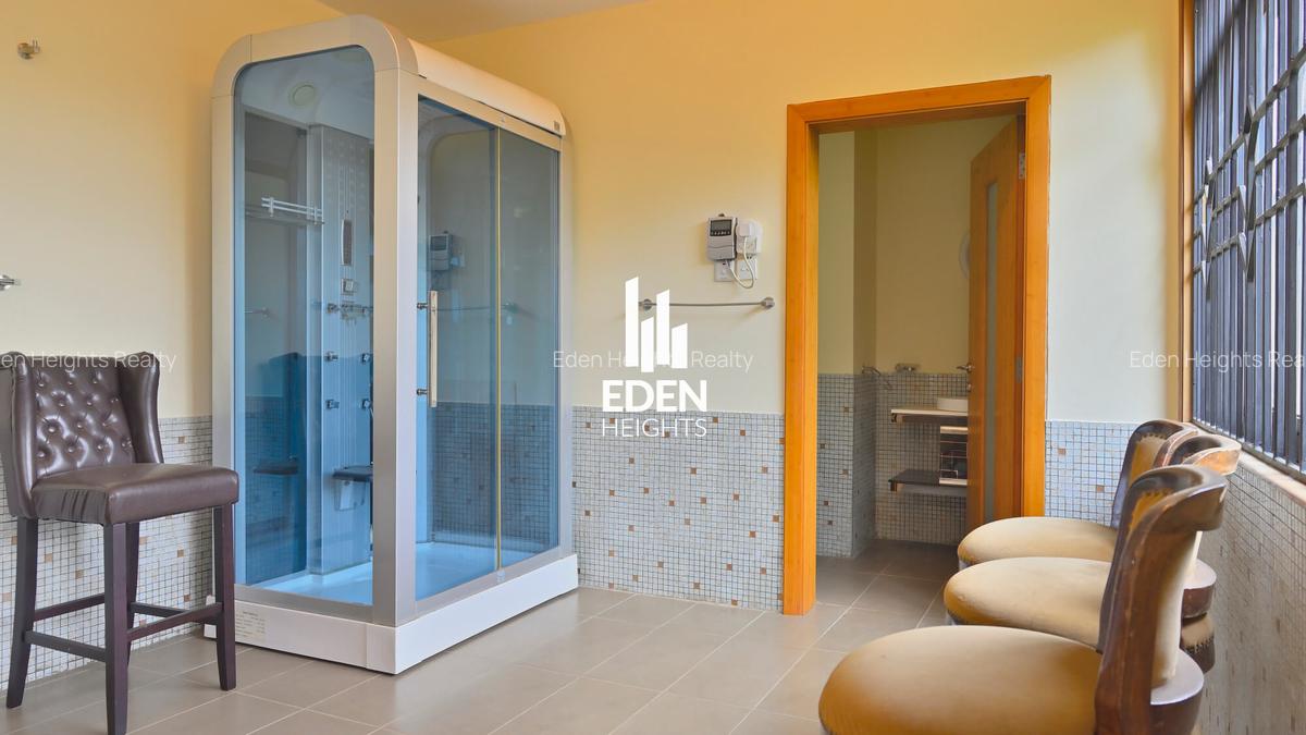 5 Bed Townhouse with En Suite in Kyuna - 19