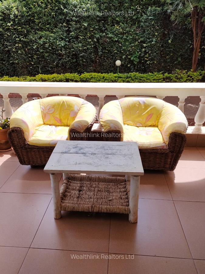 1 Bed House with En Suite at Nyari - 4