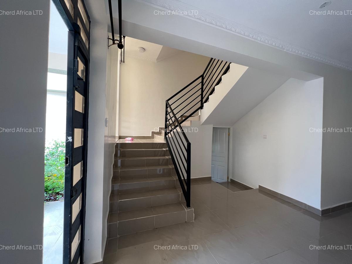 4 Bed Villa with En Suite at Muigai - 9