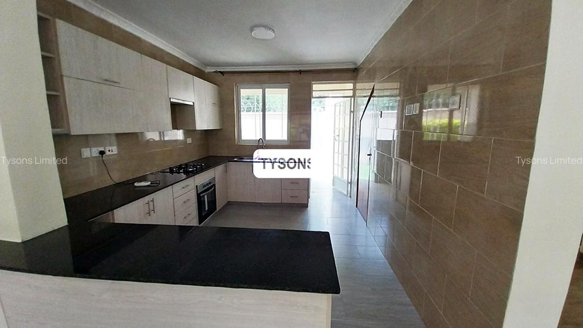 4 Bed Townhouse with En Suite in Syokimau - 4