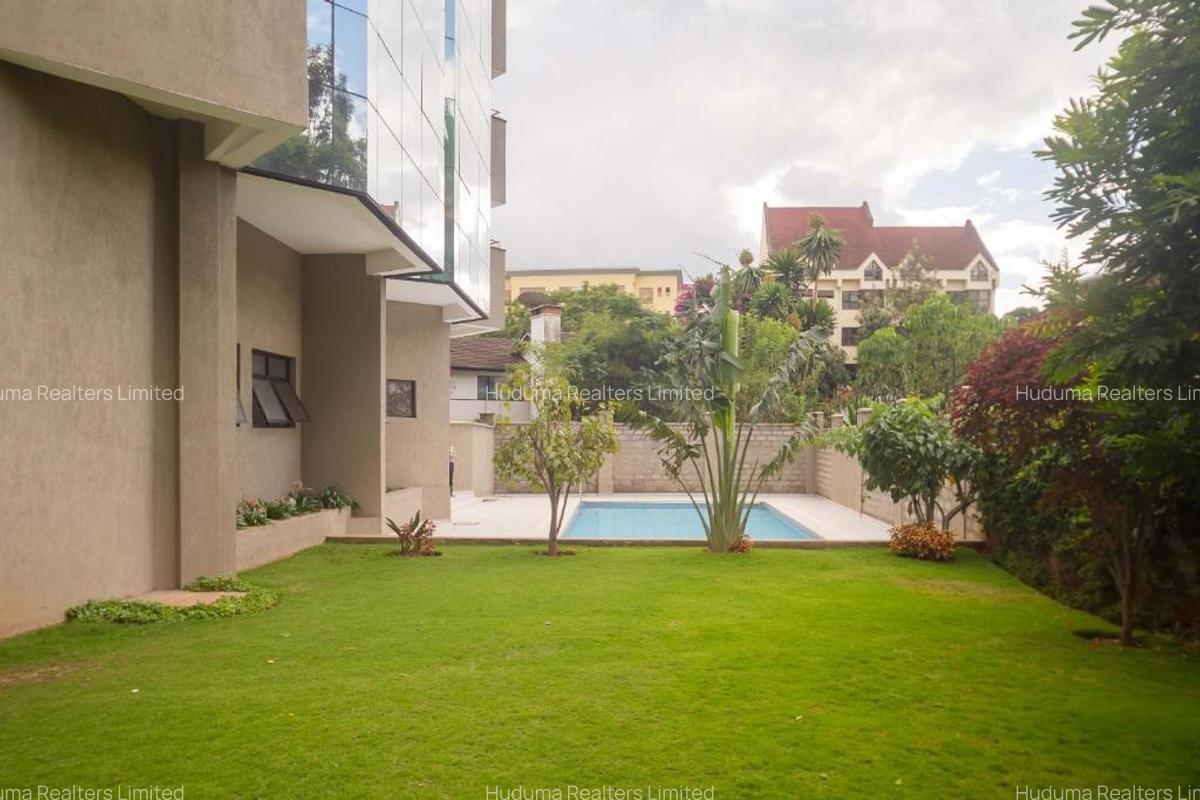 2 Bed Apartment with En Suite at Kindaruma Road - 15