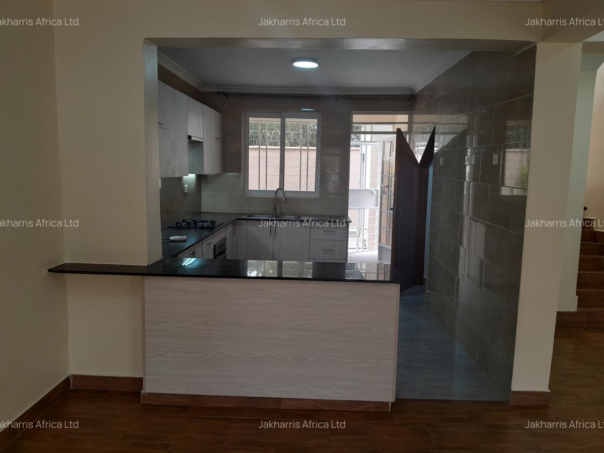 4 Bed Townhouse with En Suite in Syokimau - 5