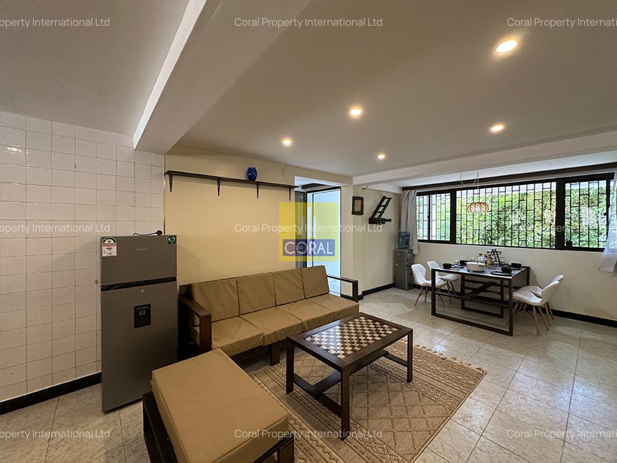 2 Bed Apartment in Parklands - 3