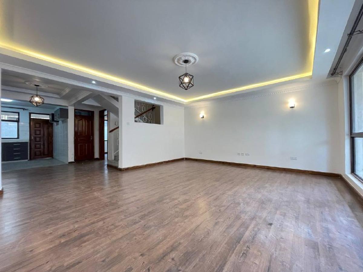 4 Bed Apartment with En Suite in Kitisuru - 2