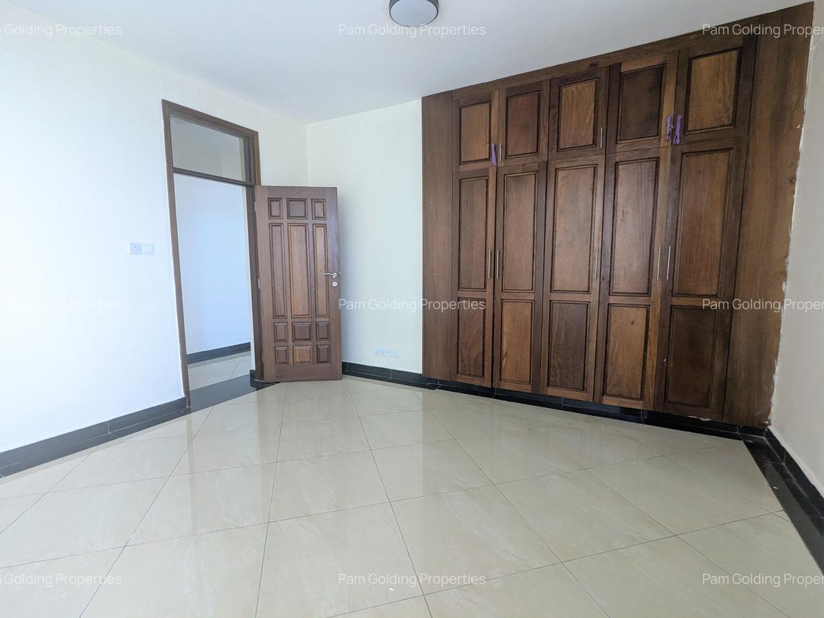 4 Bed Apartment with En Suite at Mwamba Avenue - 14