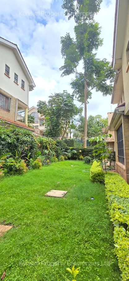 5 Bed Townhouse with En Suite in Lavington - 17