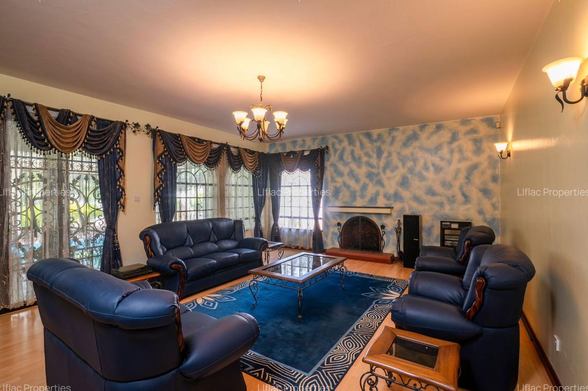 6 Bed House with En Suite in Runda - 5