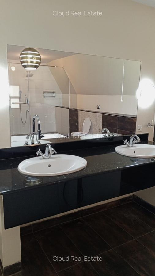 5 Bed House with En Suite in Karen - 12