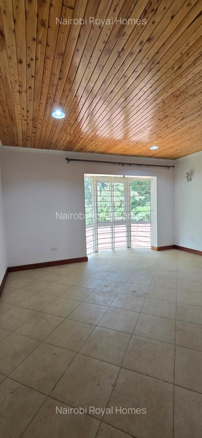 5 Bed House with En Suite at Rosslyn Lone 𝘵𝘳𝘦𝘦 - 14