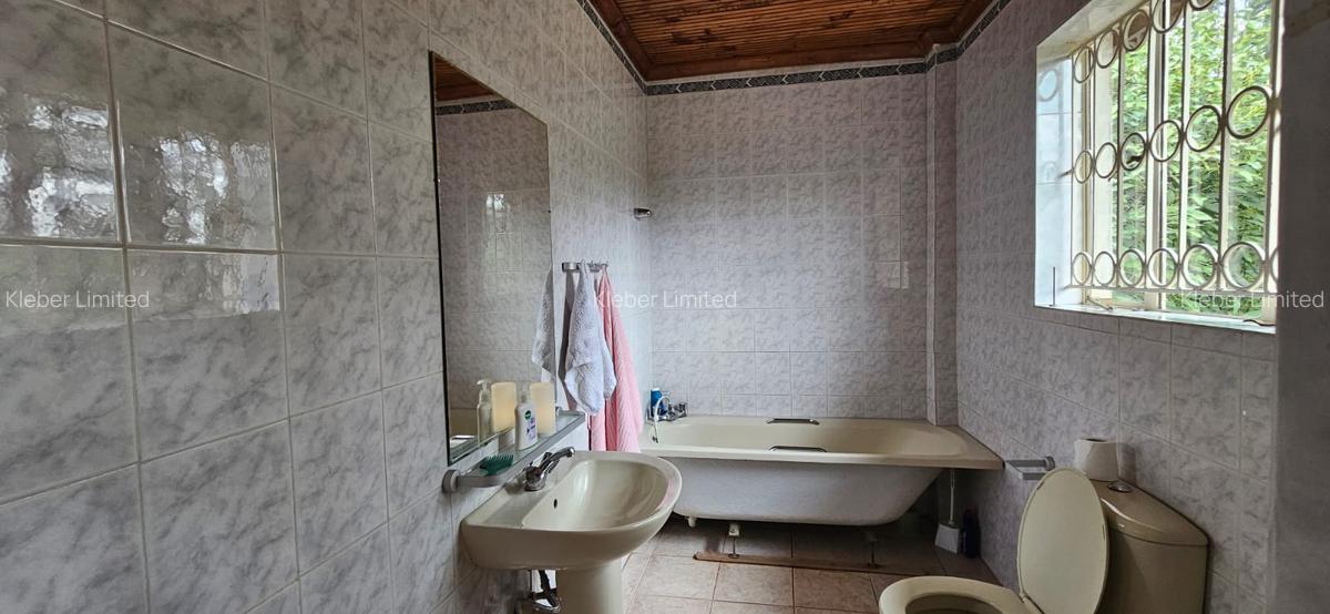 5 Bed House with En Suite in Ngong - 9