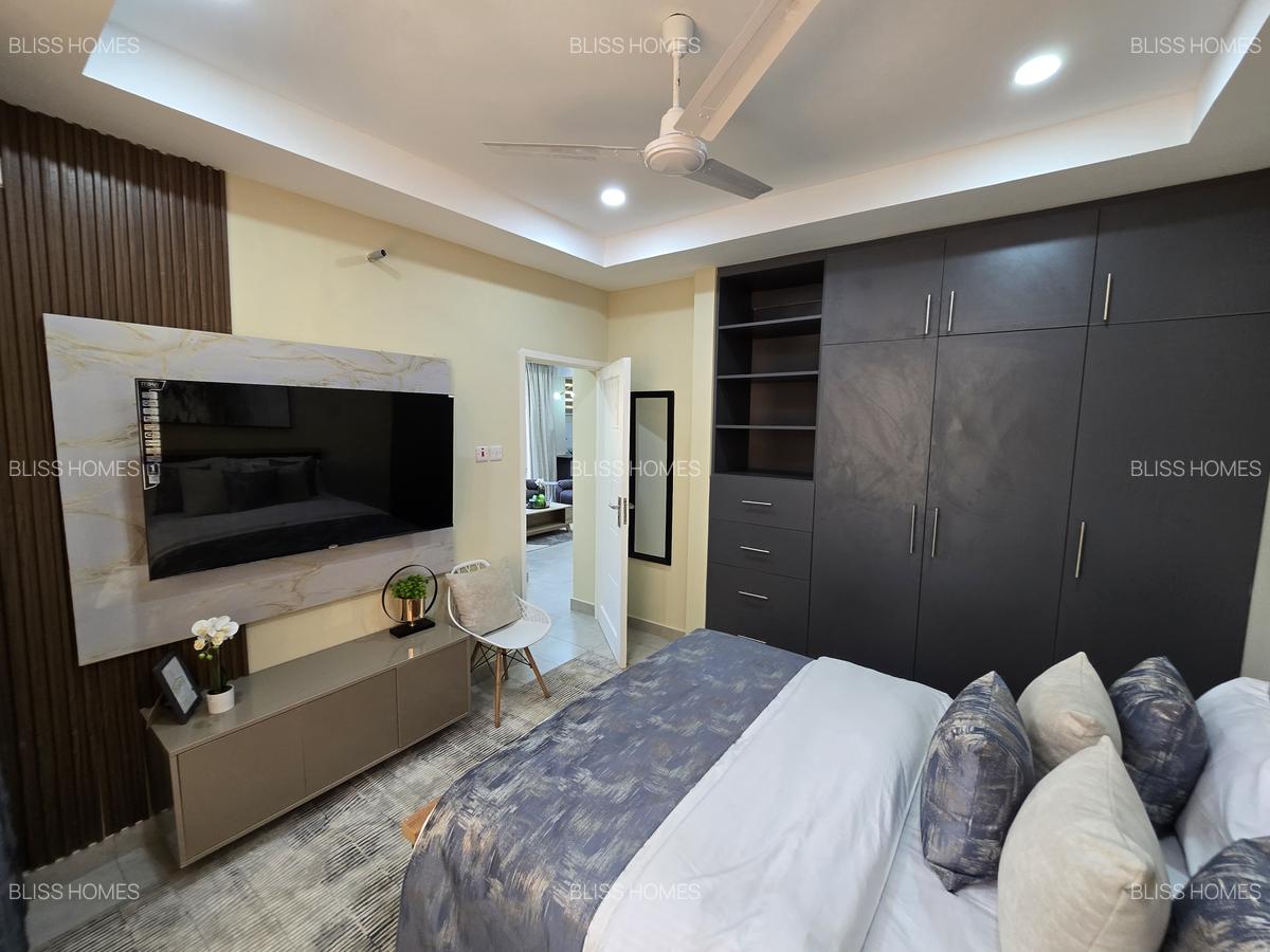 2 Bed Apartment with En Suite at Behind City Mall - 19