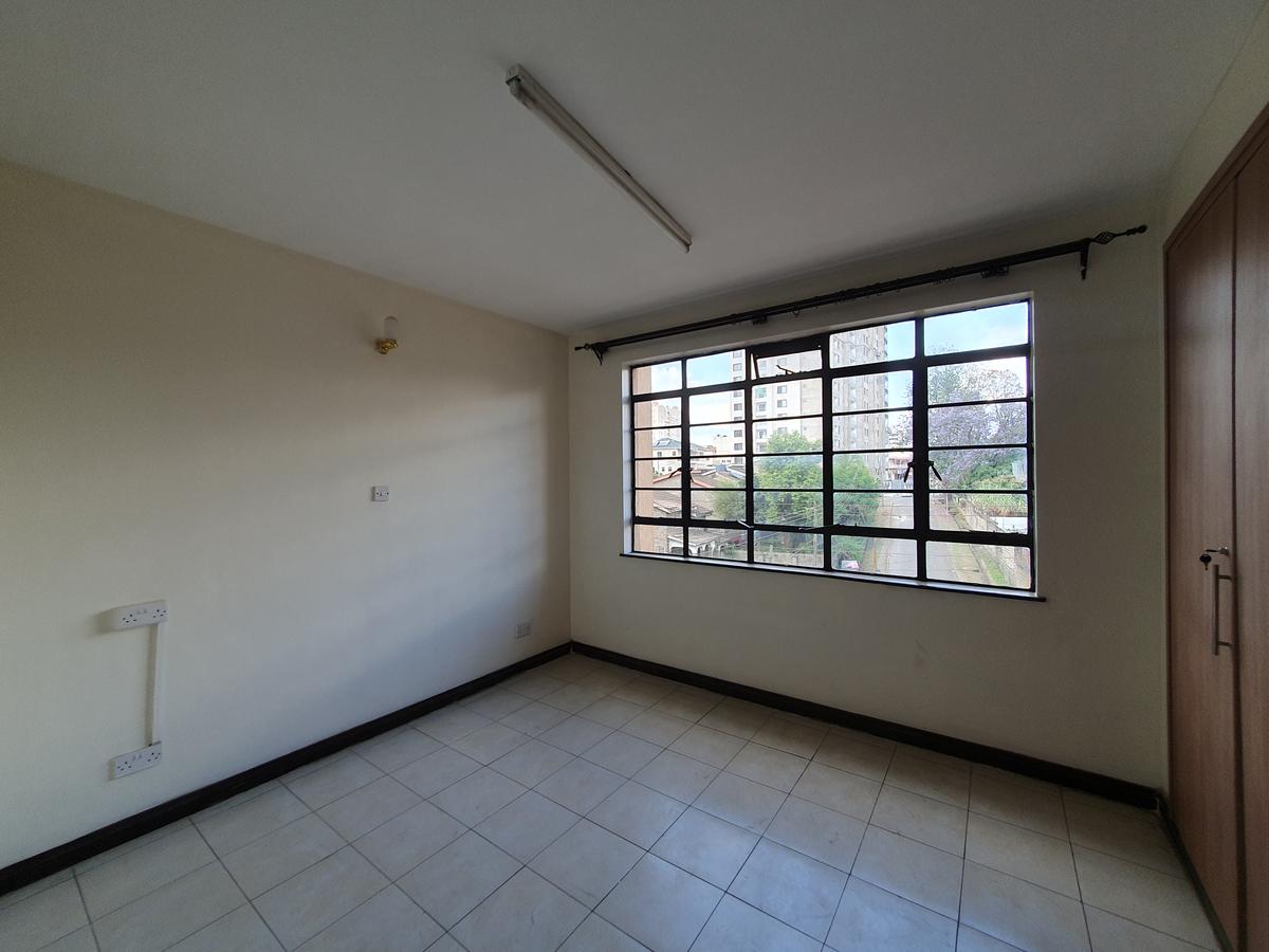 2 Bed Apartment with Borehole in Parklands - 7