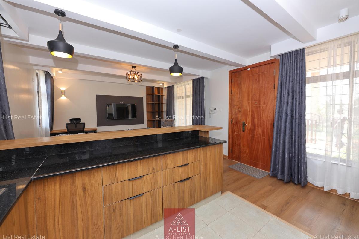 2 Bed Villa with En Suite at Ridgeways - 6